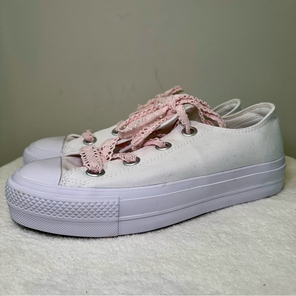 Chuck Taylor All‎ Star Lift Platform Crochet Laces  Womens size 10.5 - Picture 4 of 7